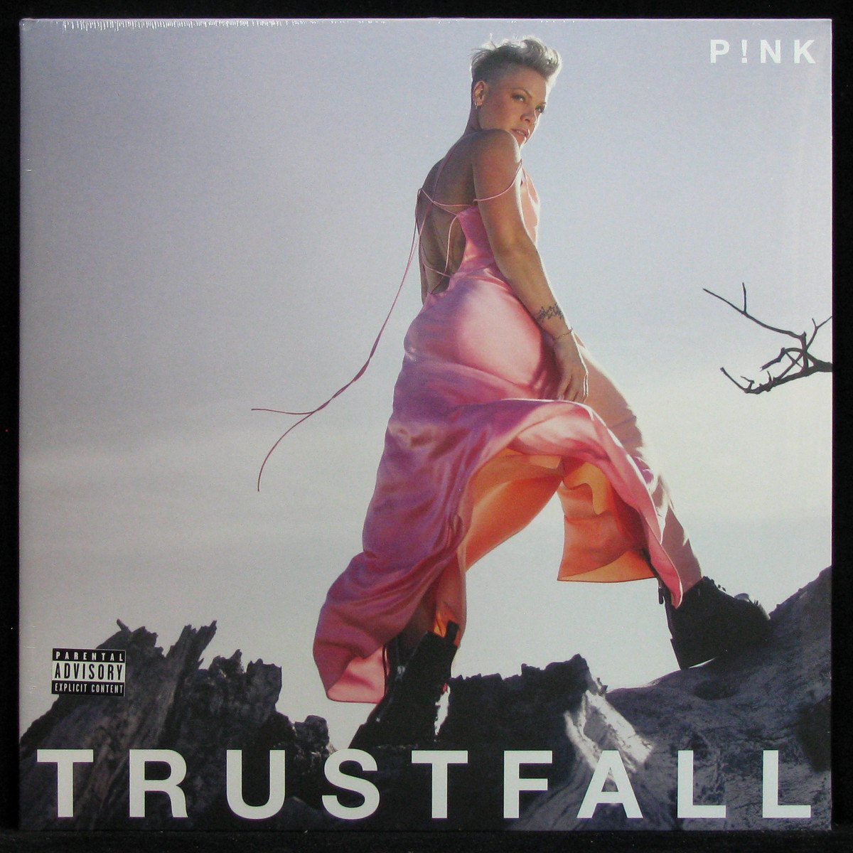 LP Pink — Trustfall фото