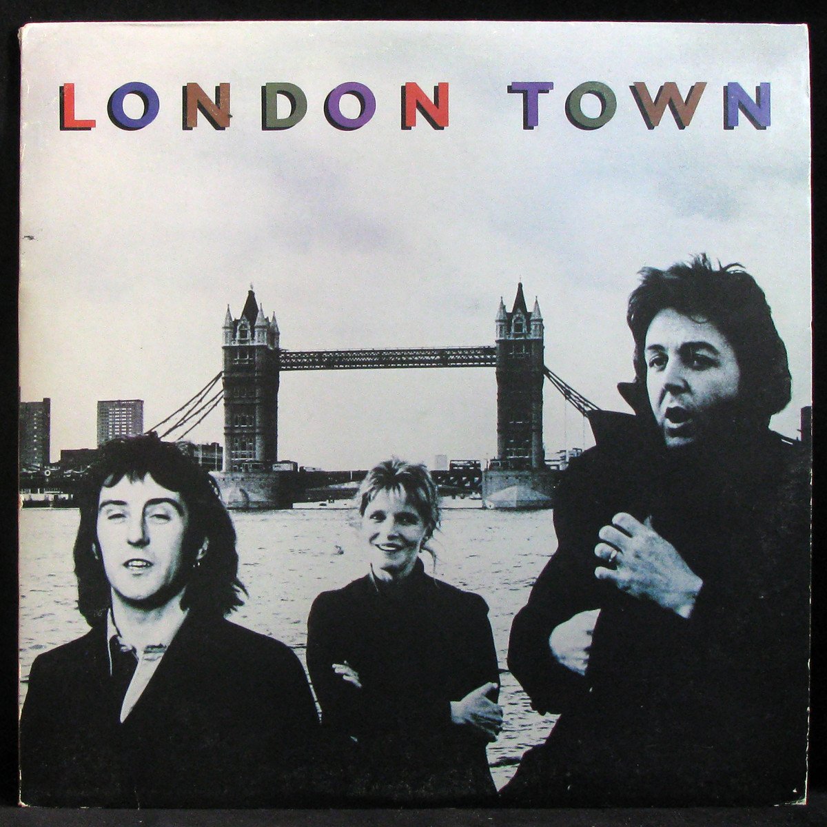LP Wings — London Town (+ big poster) фото