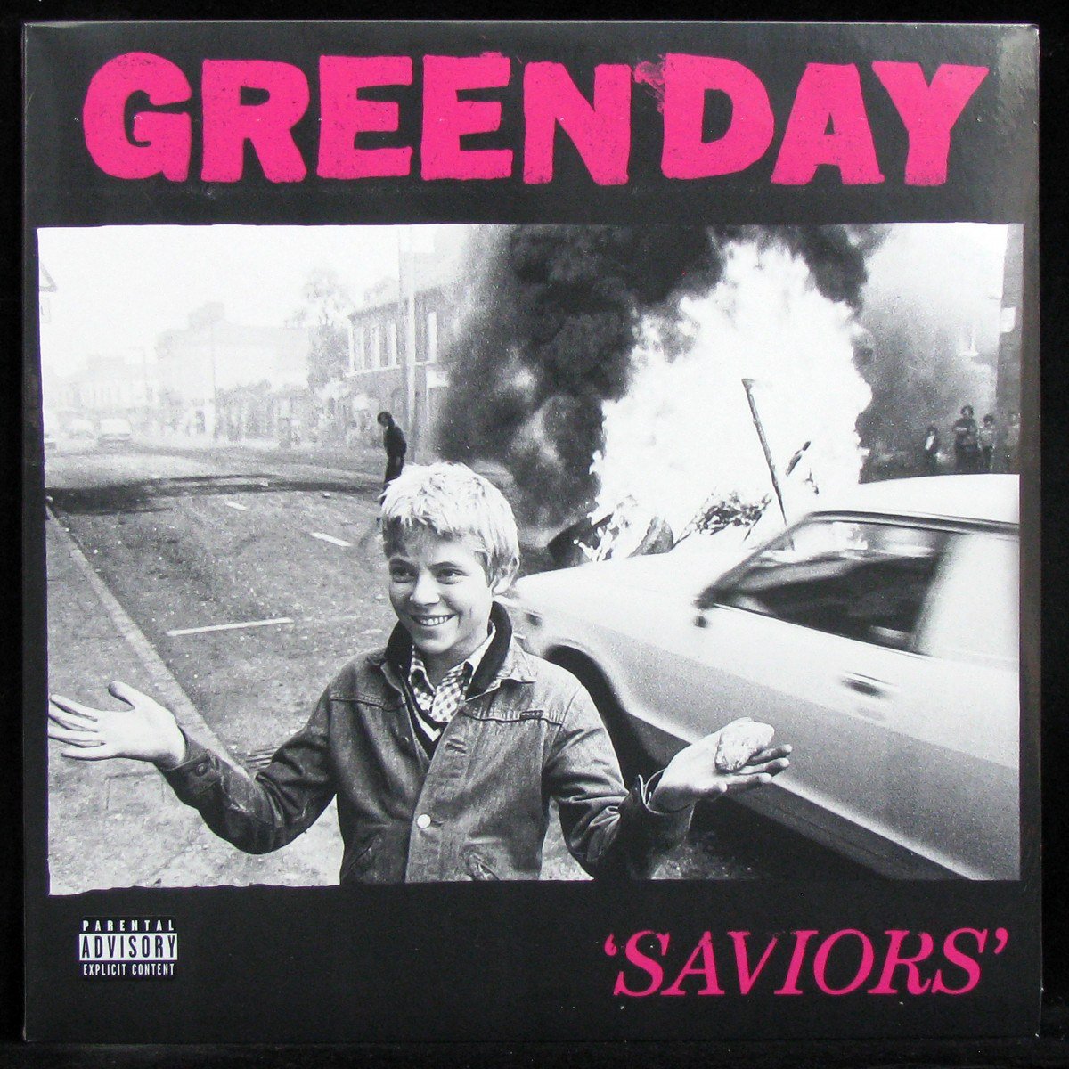 LP Green Day — Saviors (+ poster) фото