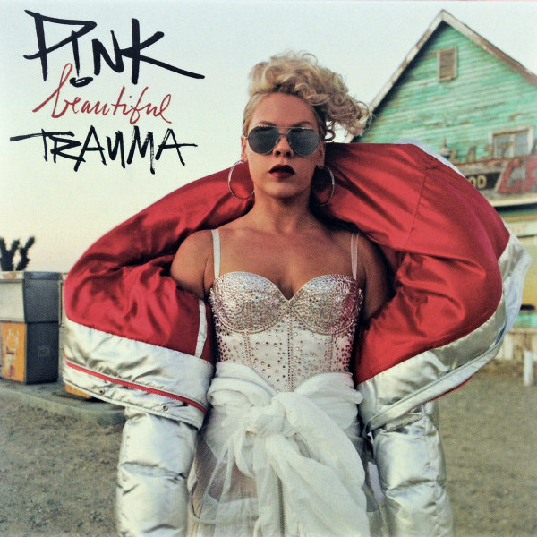CD Pink — Beautiful Trauma фото