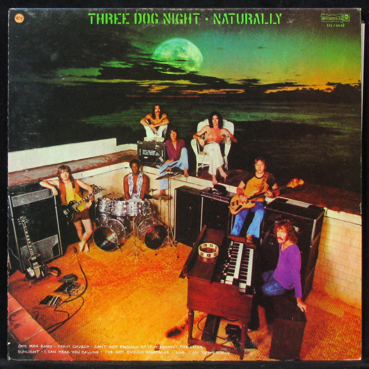 LP Three Dog Night — Naturally (postercover) фото
