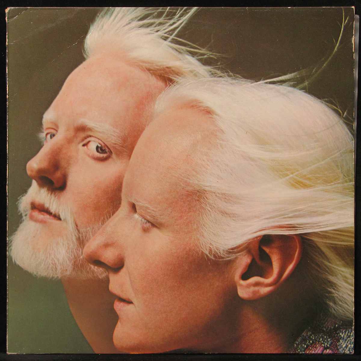 Edgar winter. Эдгар Уинтер. Together Эдгар Винтер. Edgar and Johnny Winter. Johnny Edgar Winter together винил.