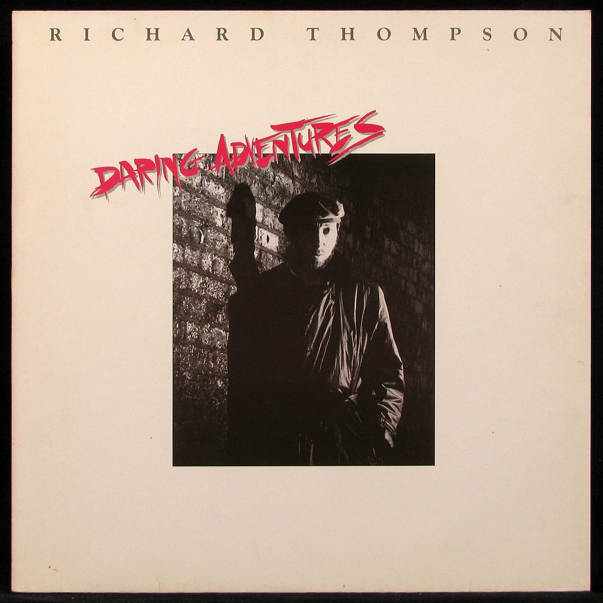 LP Richard Thompson — Daring Adventures фото
