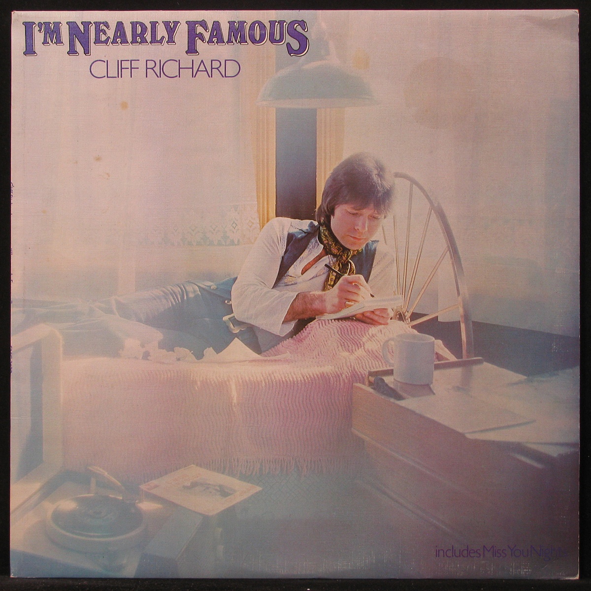 LP Cliff Richard — I'm Nearly Famous фото