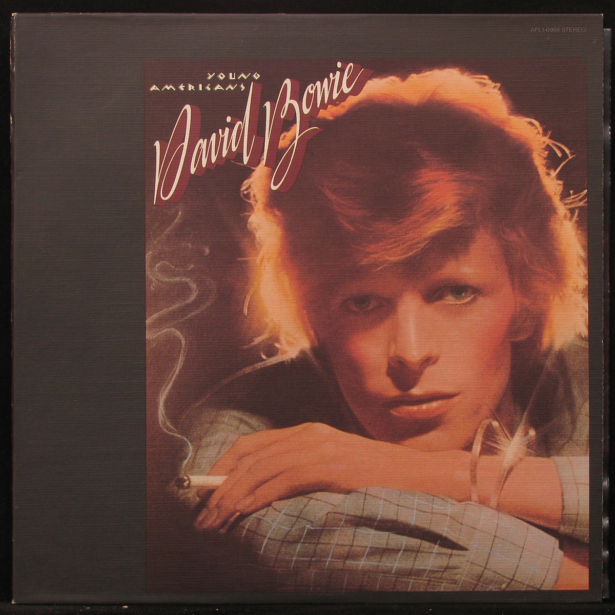 LP David Bowie — Young Americans фото