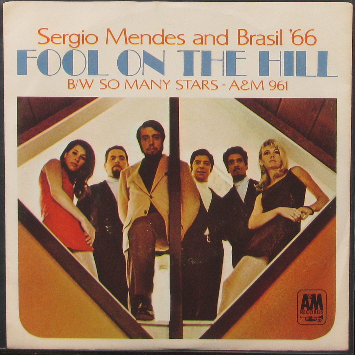 LP Sergio Mendes & Brasil '66 — Fool On The Hill / So Many Stars (single) фото