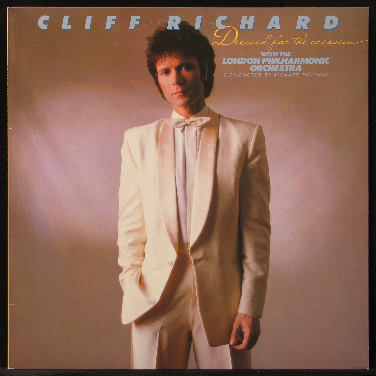 LP Cliff Richard — Dressed For Occasion фото