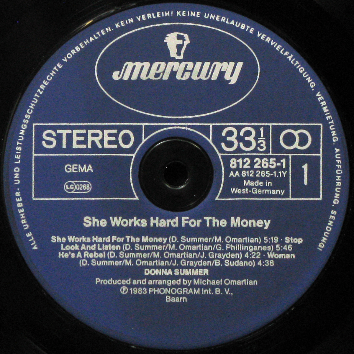 LP Donna Summer — She Works Hard For The Money фото 2