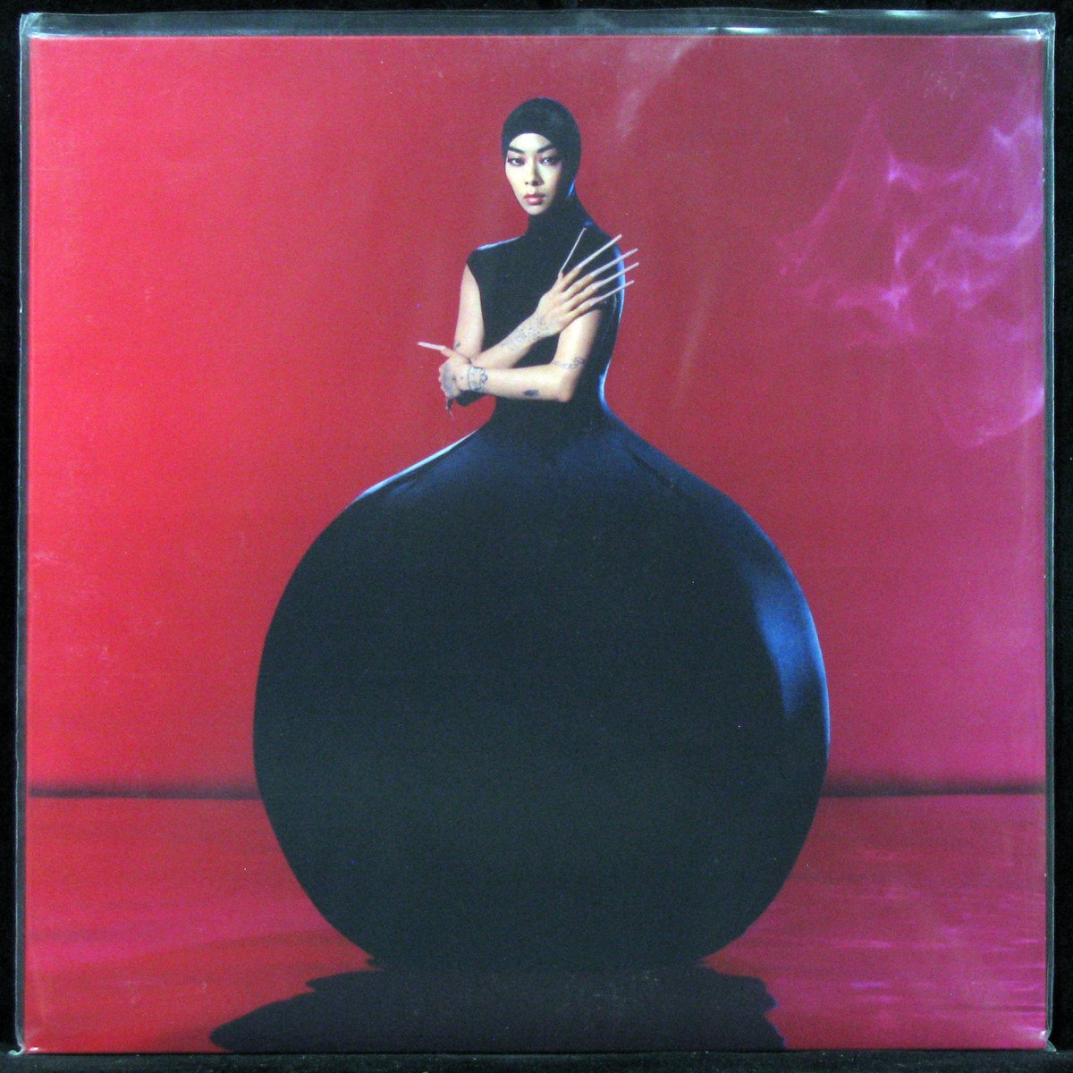 LP Rina Sawayama — Hold The Girl (coloured vinyl, + booklet) фото