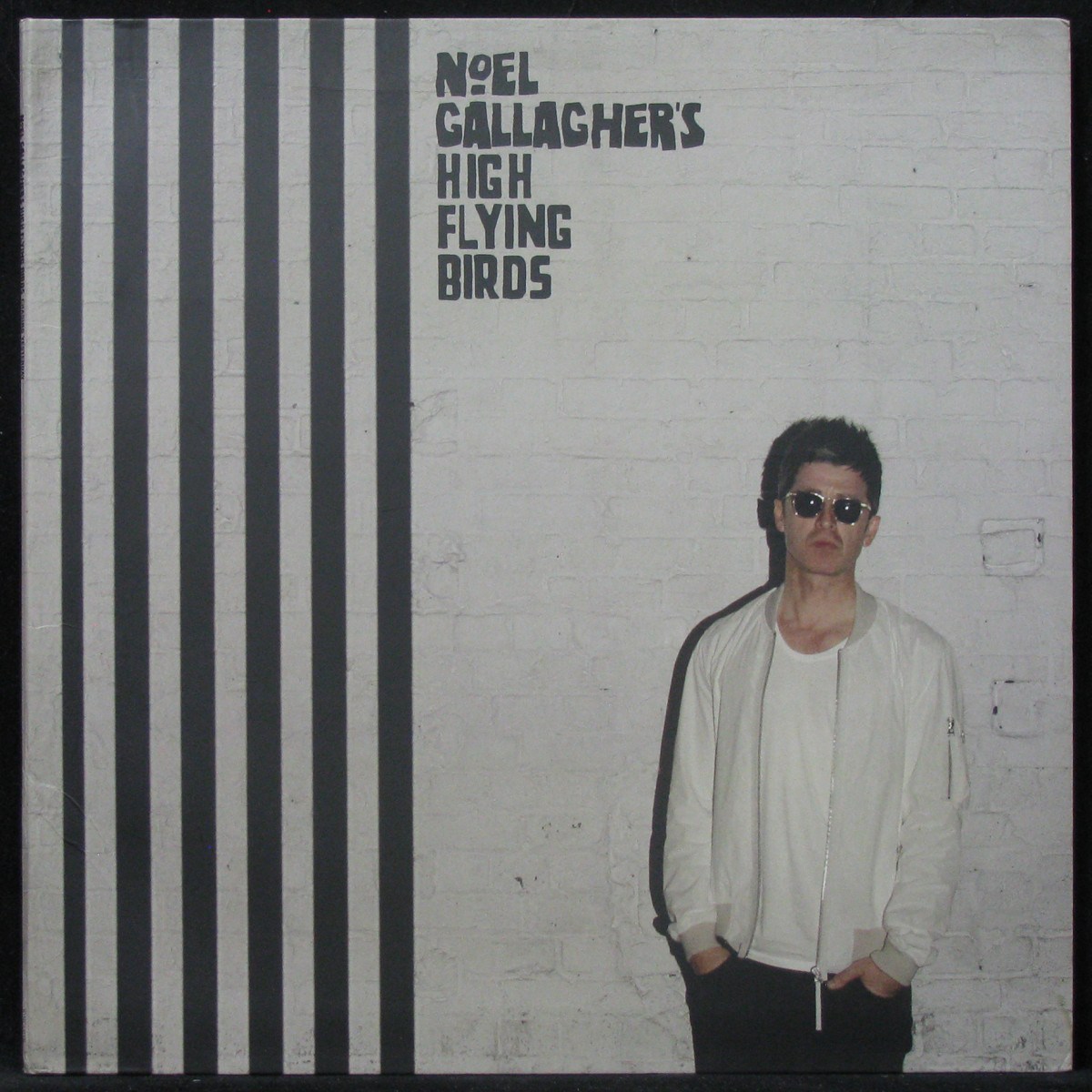 LP Noel Gallagher's High Flying Birds — Chasing Yesterday фото