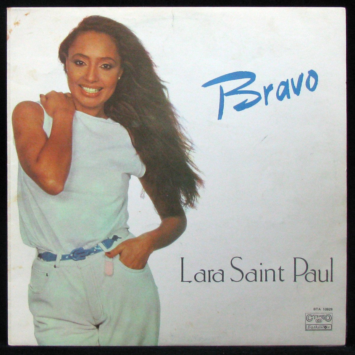 LP Lara Saint Paul — Bravo фото