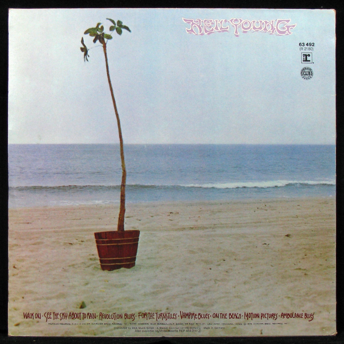 LP Neil Young — On The Beach (club edition) фото 2