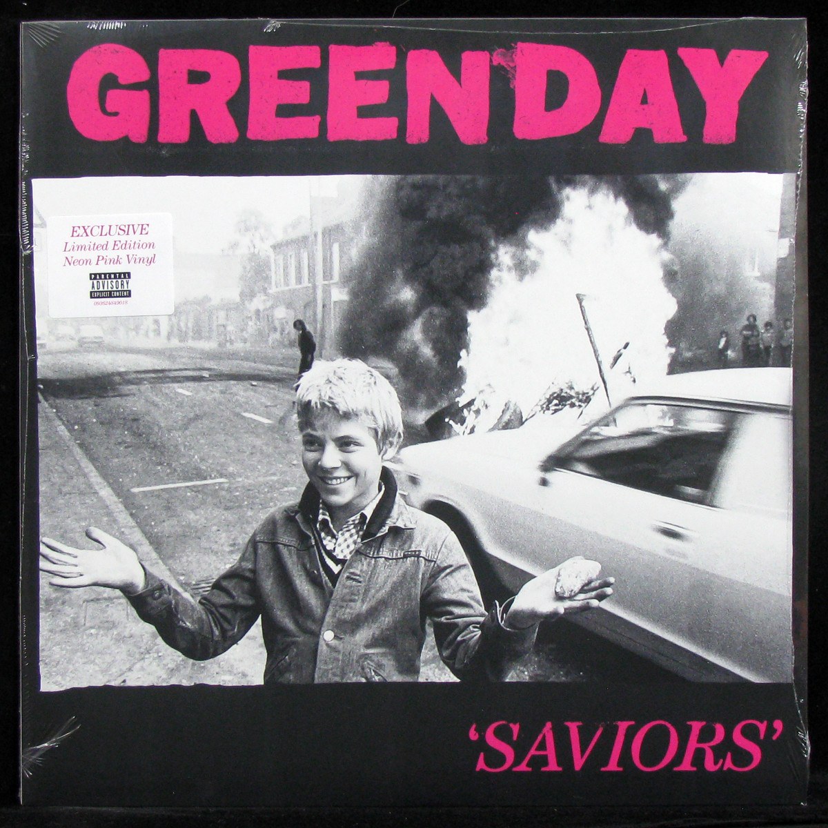 LP Green Day — Saviors (Neon Pink vinyl) (+ poster) фото