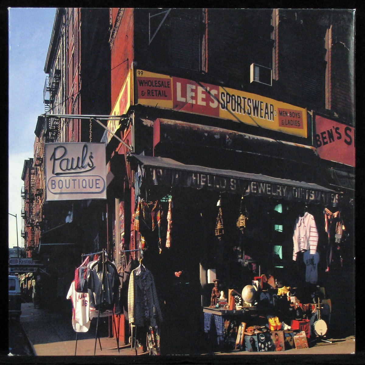 LP Beastie Boys — Paul's Boutique фото