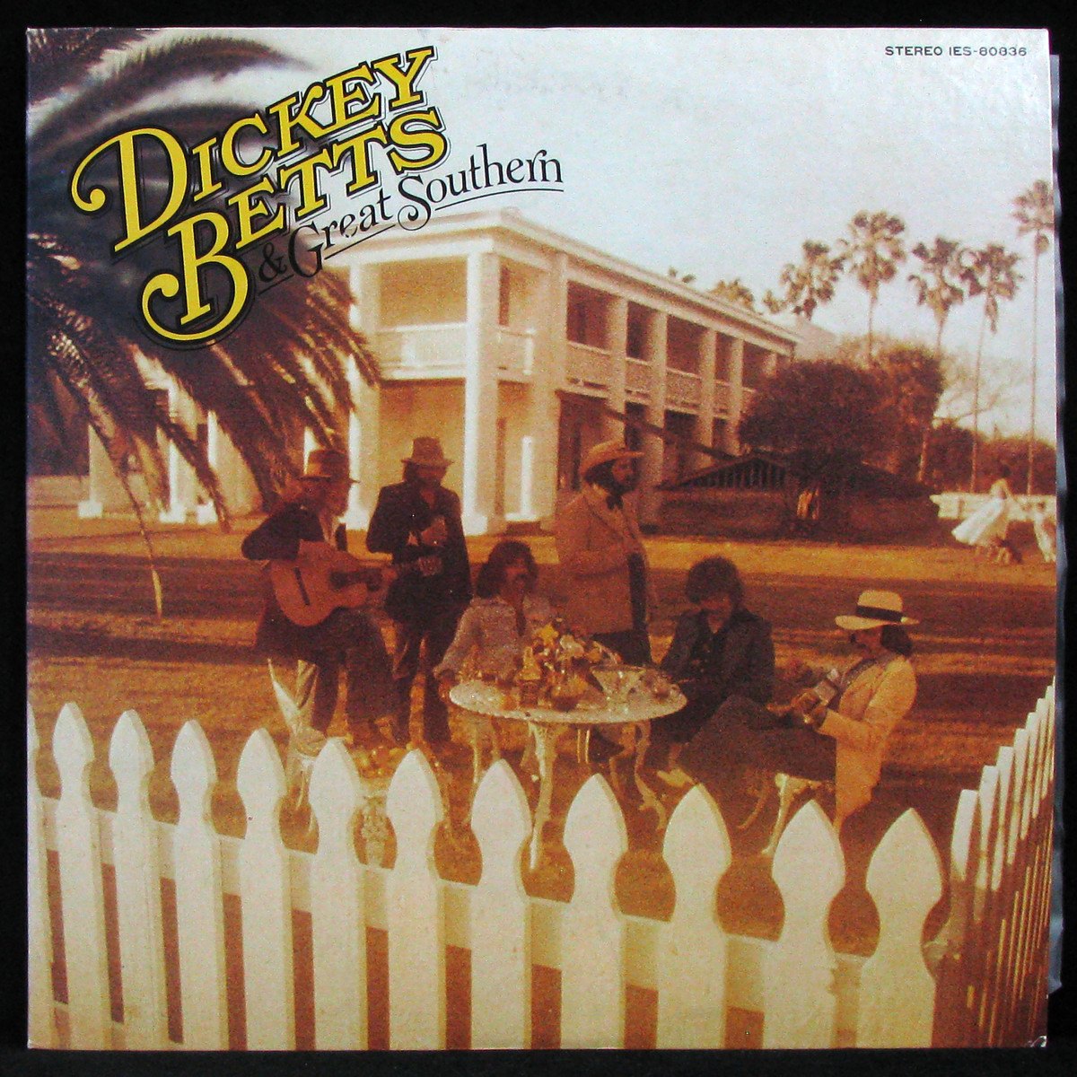 LP Dickey Betts & Great Southern — Dickey Betts & Great Southern фото