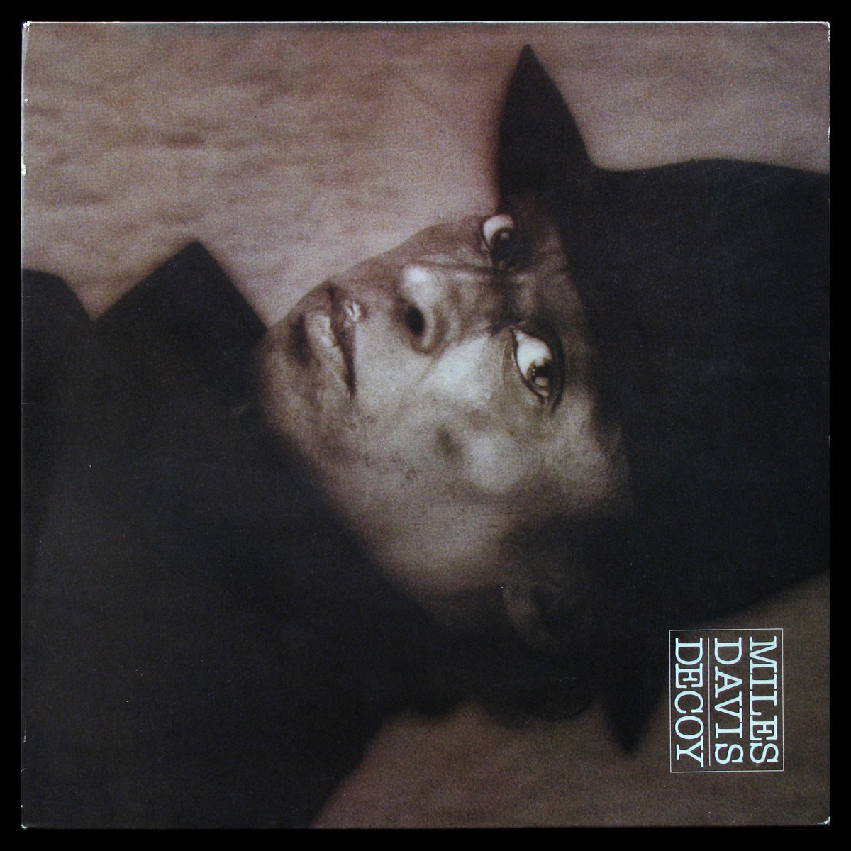 LP Miles Davis — Decoy фото