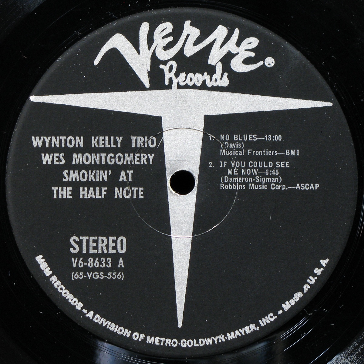 LP Wynton Kelly / Wes Montgomery — Smokin' At The Half Note (mono) фото 3