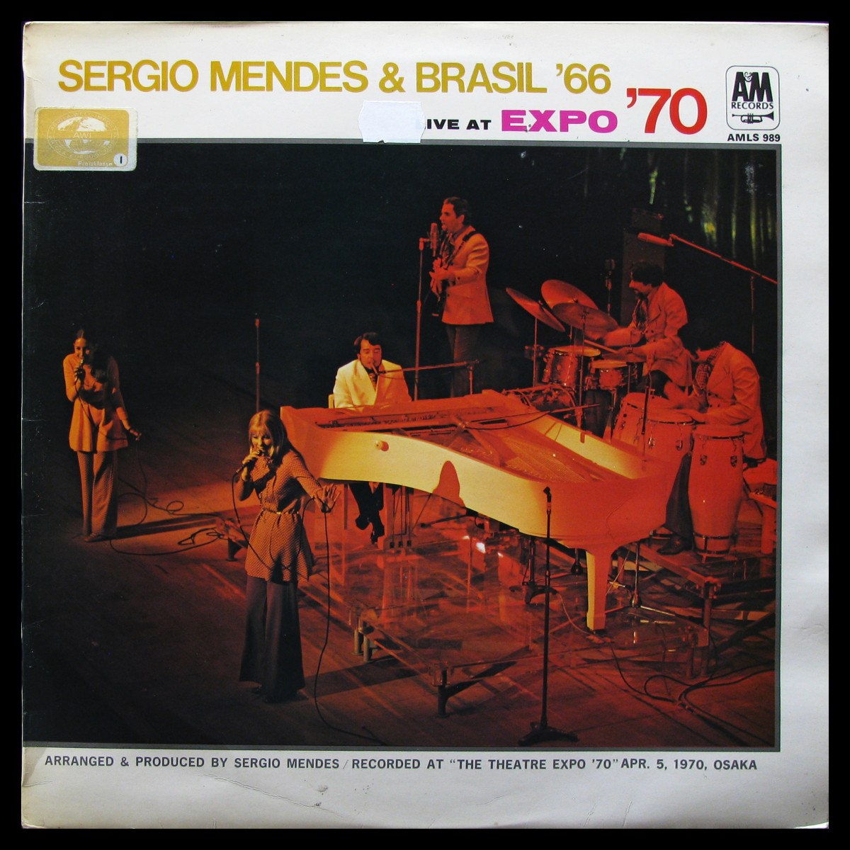 LP Sergio Mendes & Brasil '66 — Live At Expo '70 фото