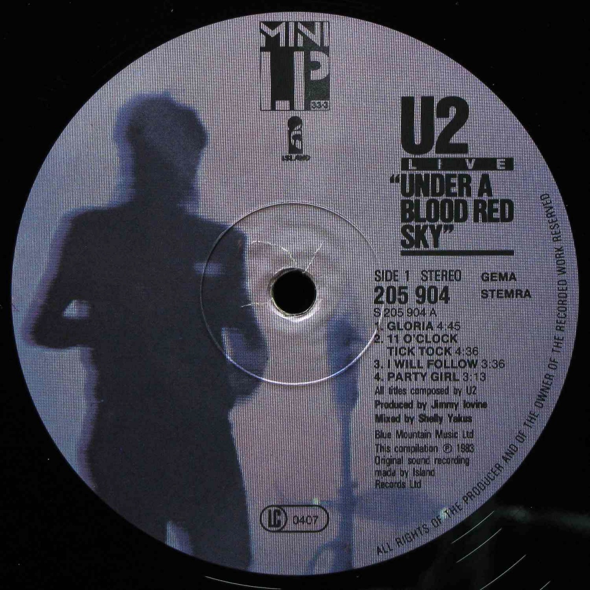 LP U2 — Under A Blood Red Sky фото 2