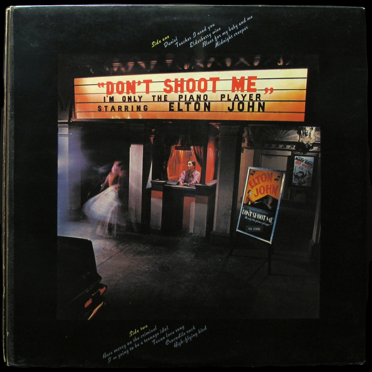 LP Elton John — Don't Shoot Me I'm Only The Piano Player (+ booklet) фото 2