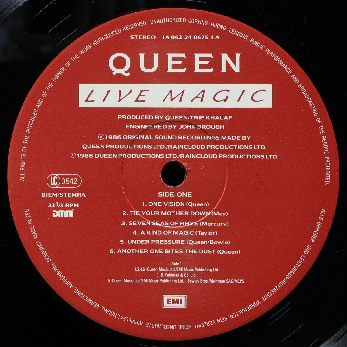 LP Queen — Live Magic фото 3