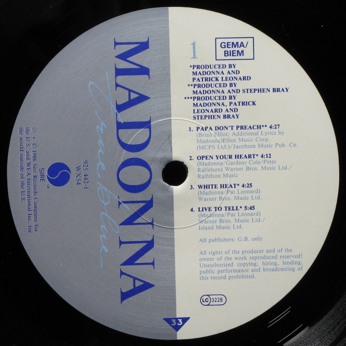 LP Madonna — True Blue фото 2