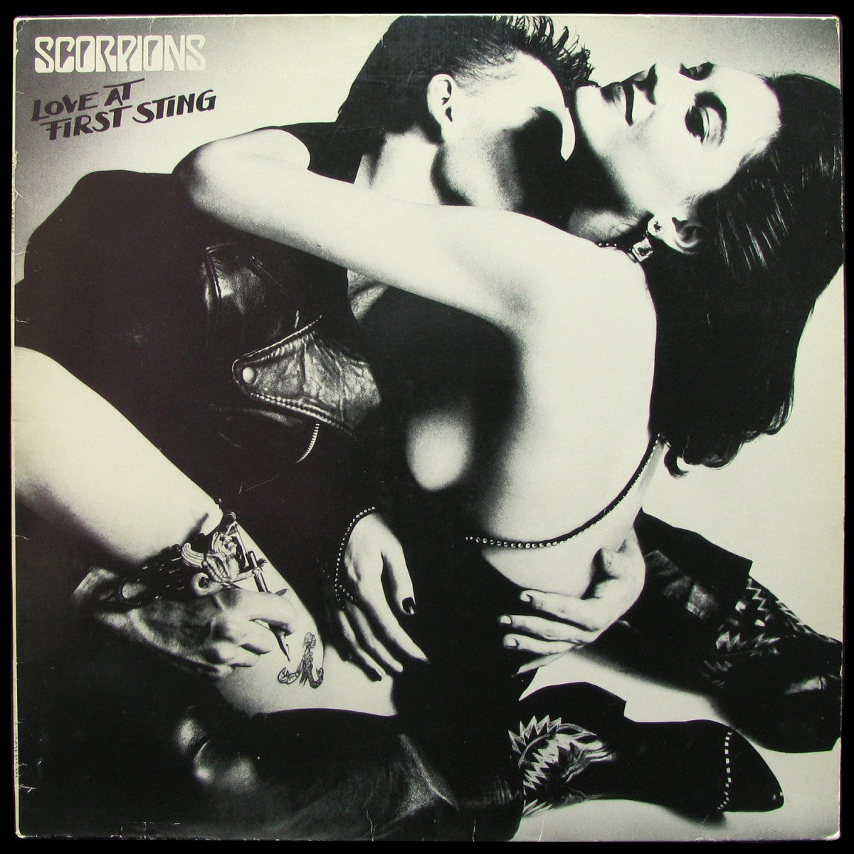 LP Scorpions — Love At First Sting фото