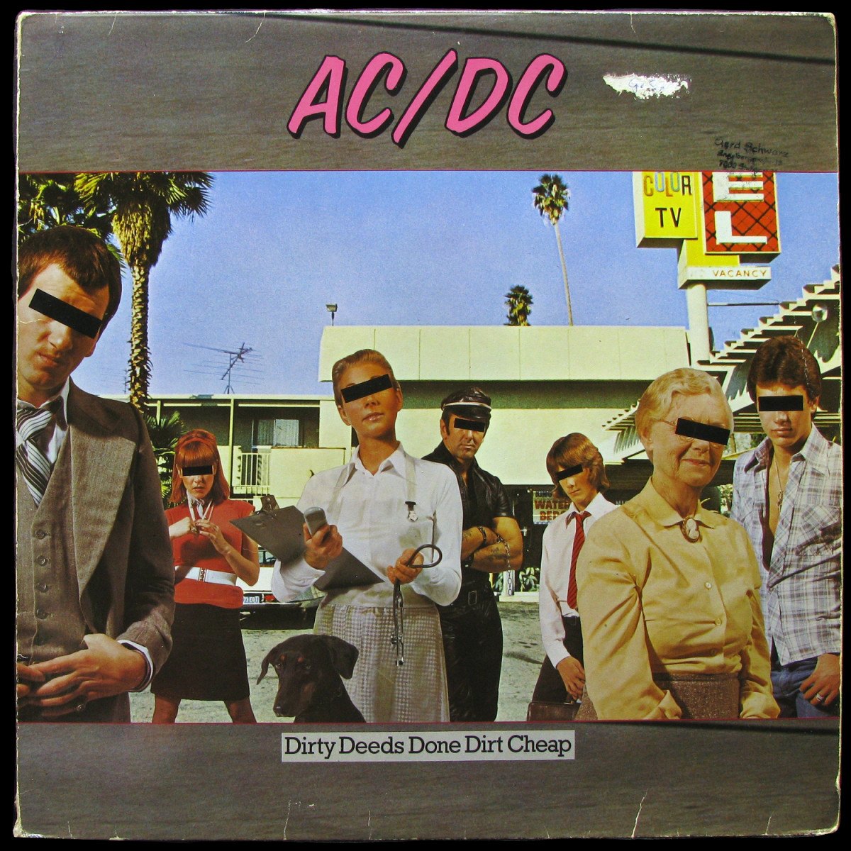 LP AC/DC — Dirty Deeds Done Dirt Cheap фото