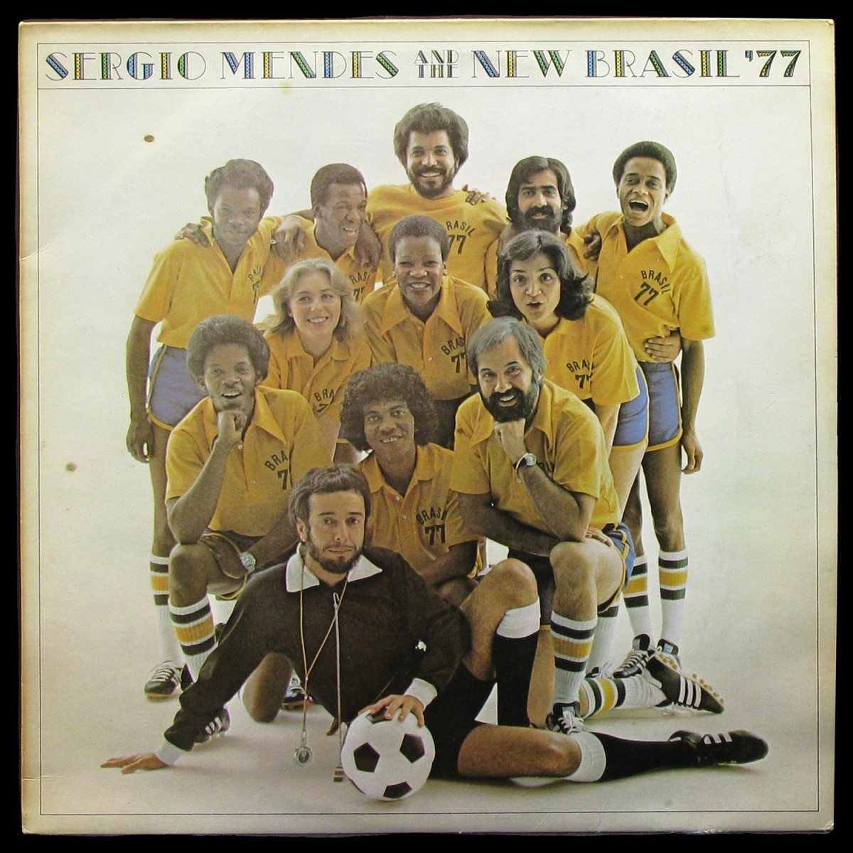 LP Sergio Mendes — Sergio Mendes And New Brasil '77 фото