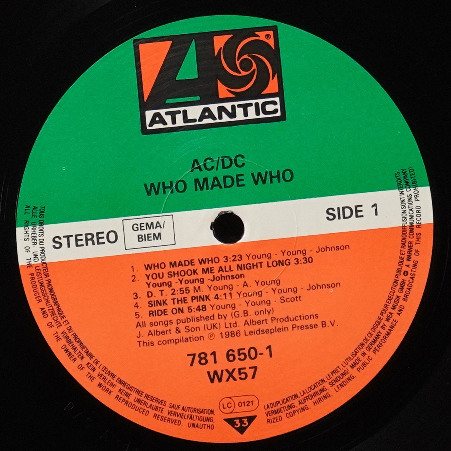 LP AC/DC — Who Made Who фото 3