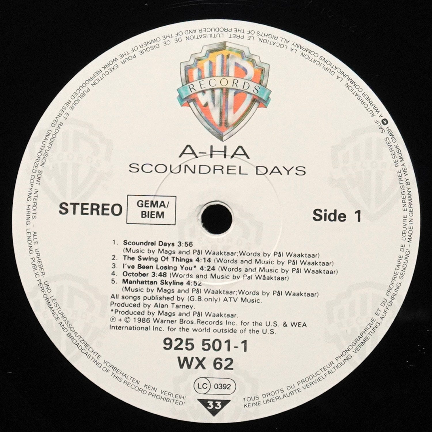 LP A-ha — Scoundrel Days фото 3