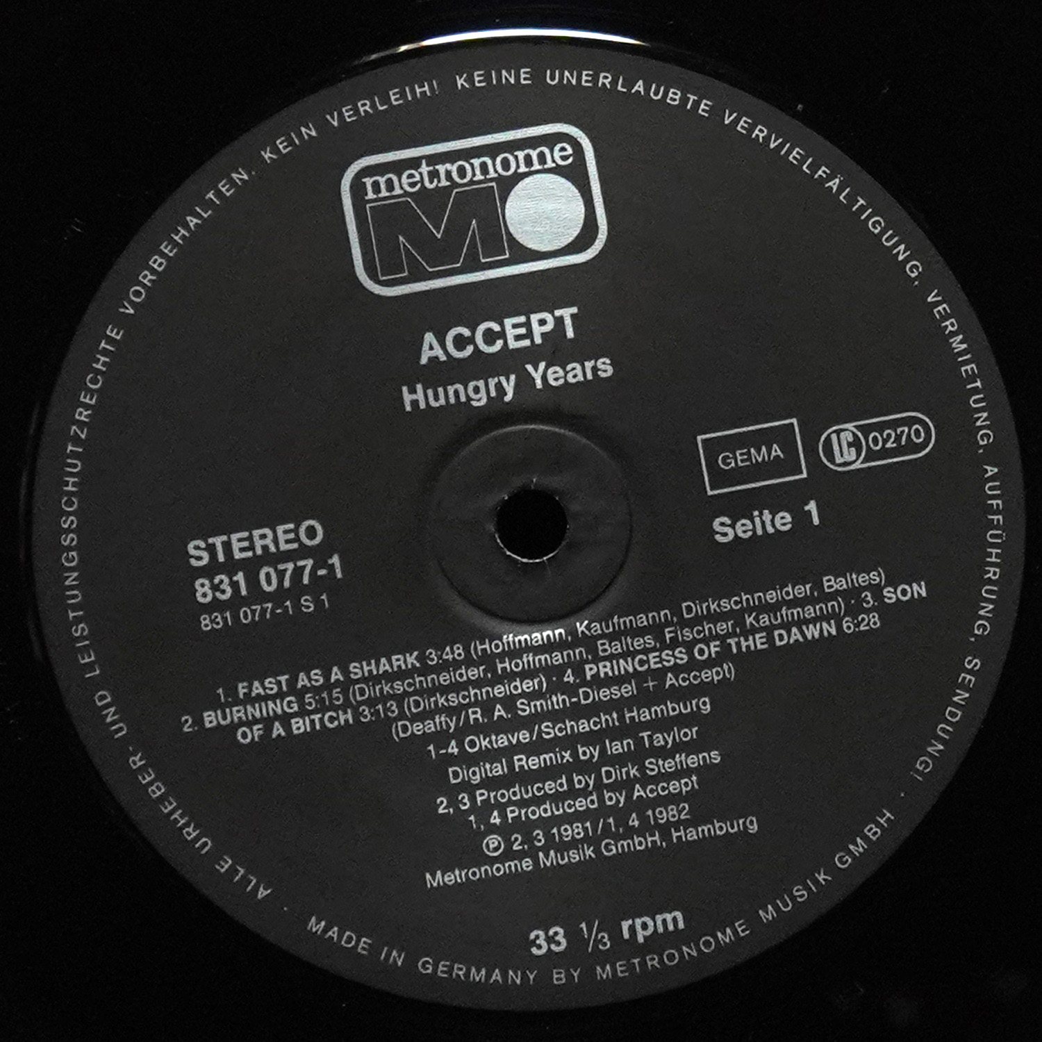 LP Accept — Hungry Years фото 3