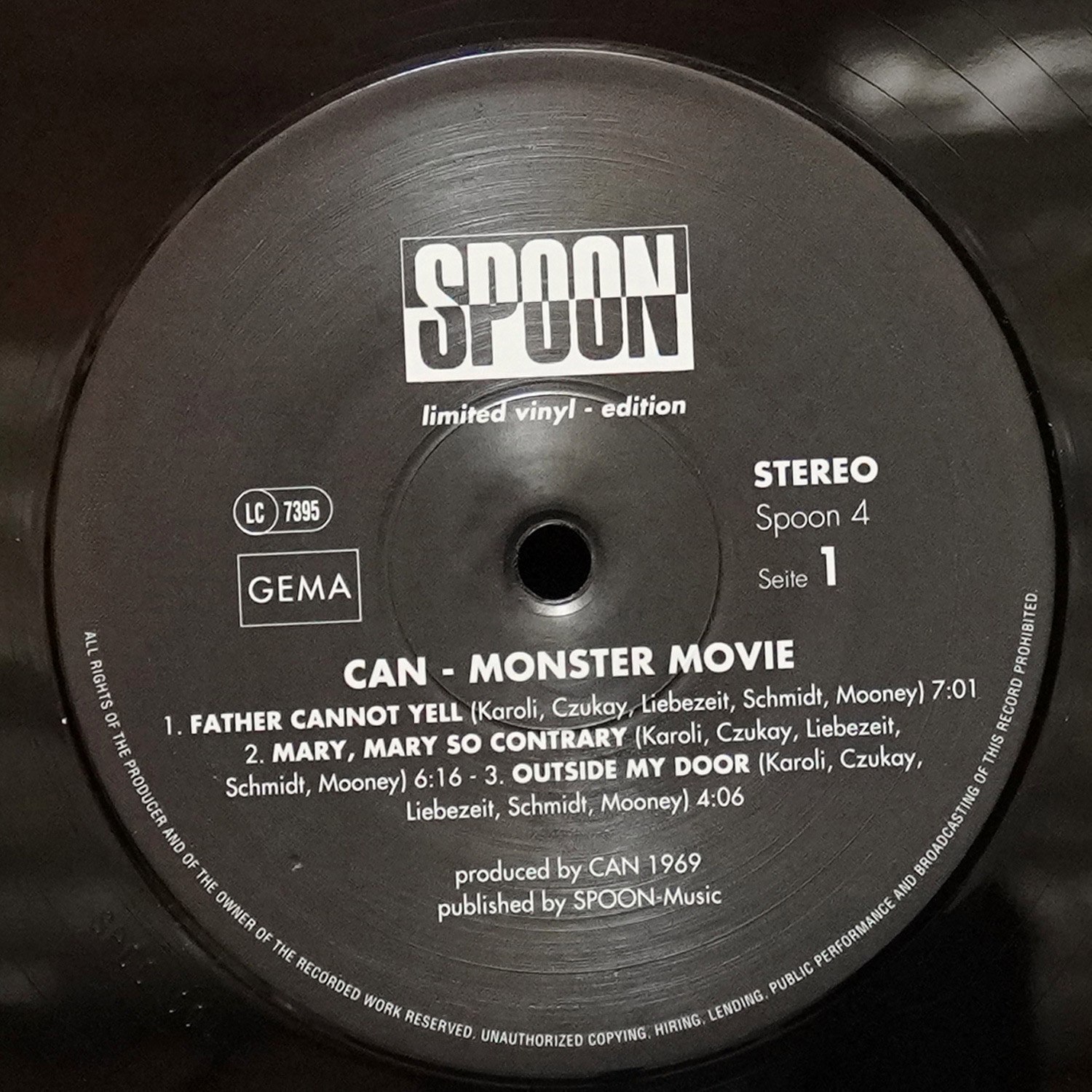 LP Can — Monster Movie фото 3