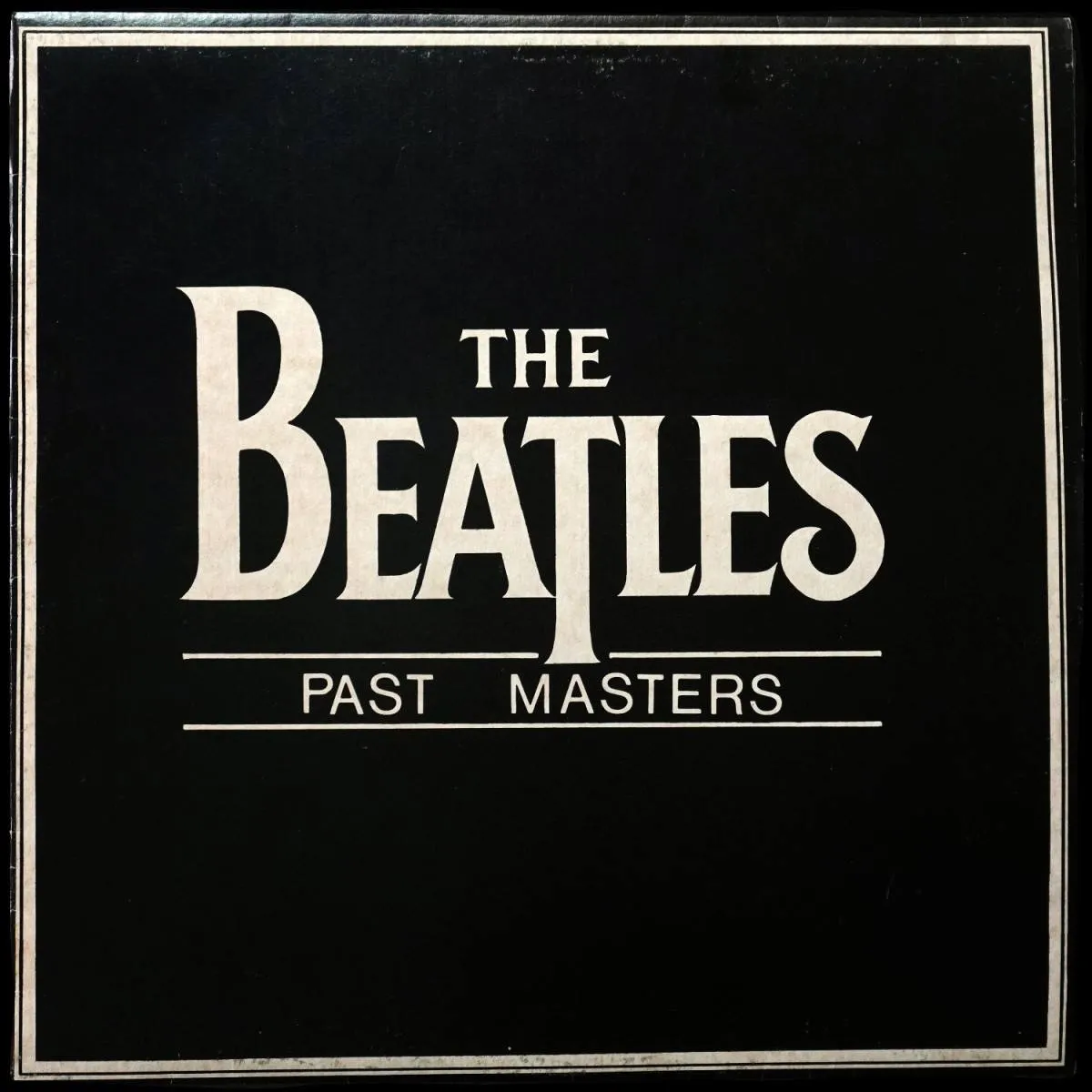 LP Beatles — Past Masters: Volume One фото