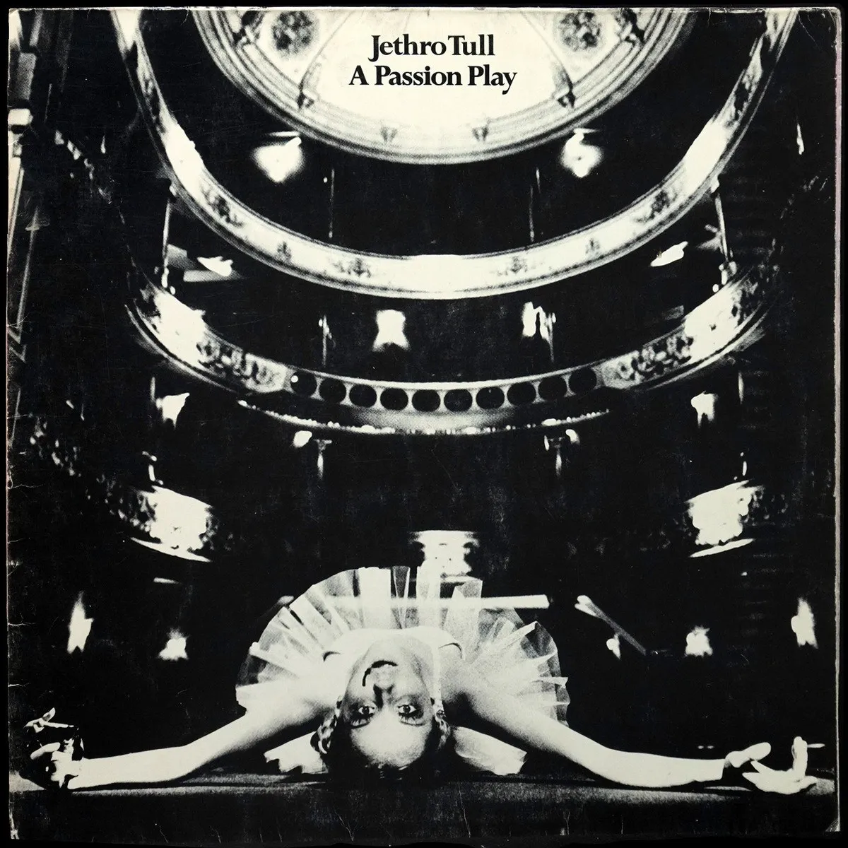 LP Jethro Tull — A Passion Play фото