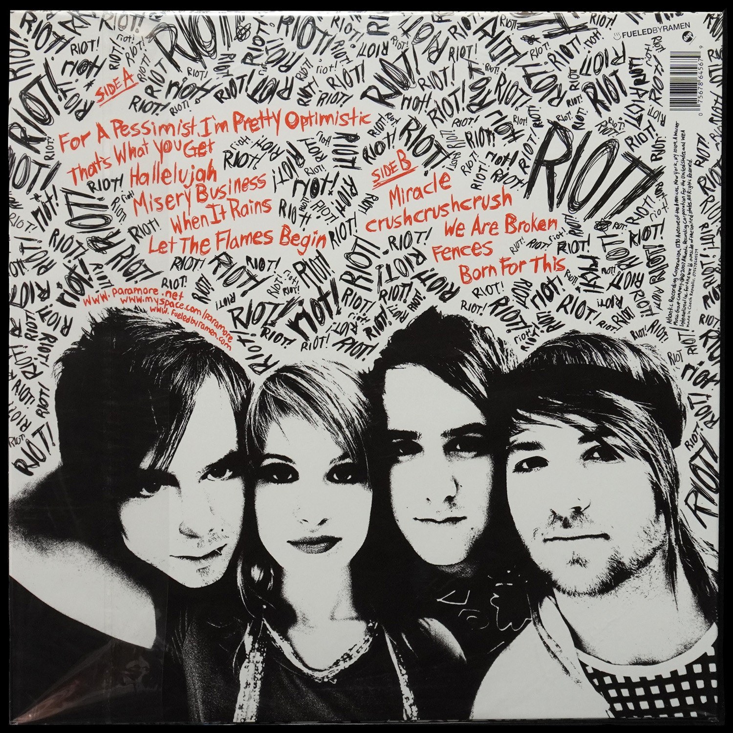 LP Paramore — Riot! (серебряный винил) фото 2